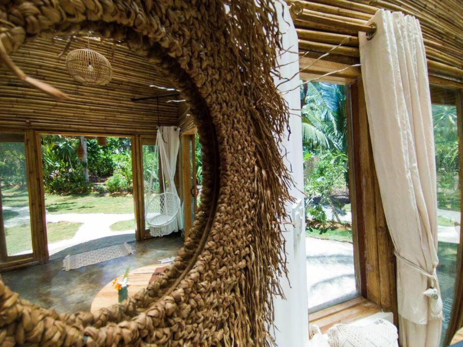 The Bamboo Houses - Tropical Garden & Empty Beach ゼネラル・ルナ エクステリア 写真