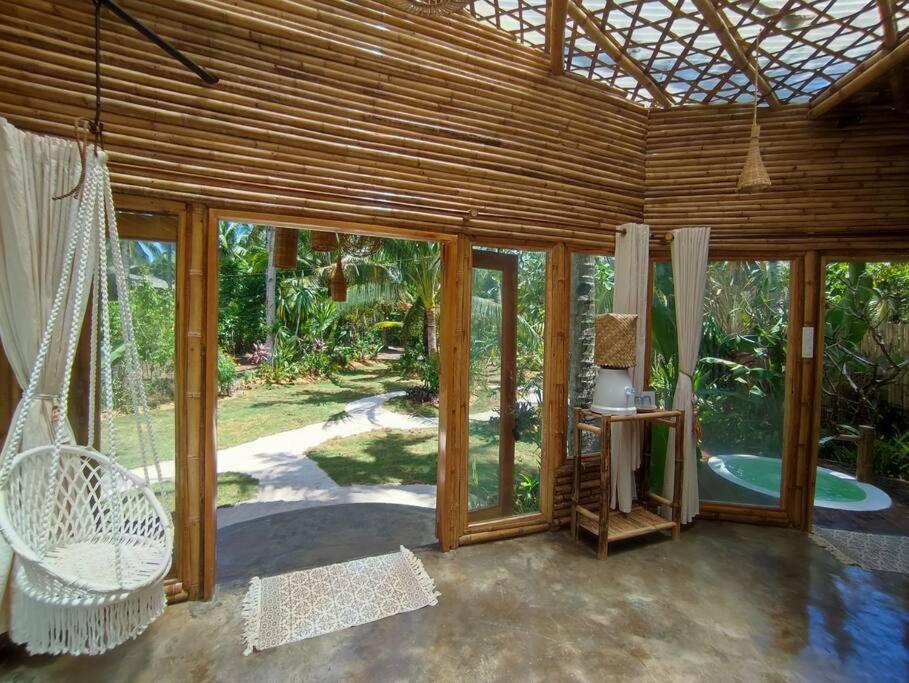 The Bamboo Houses - Tropical Garden & Empty Beach ゼネラル・ルナ エクステリア 写真