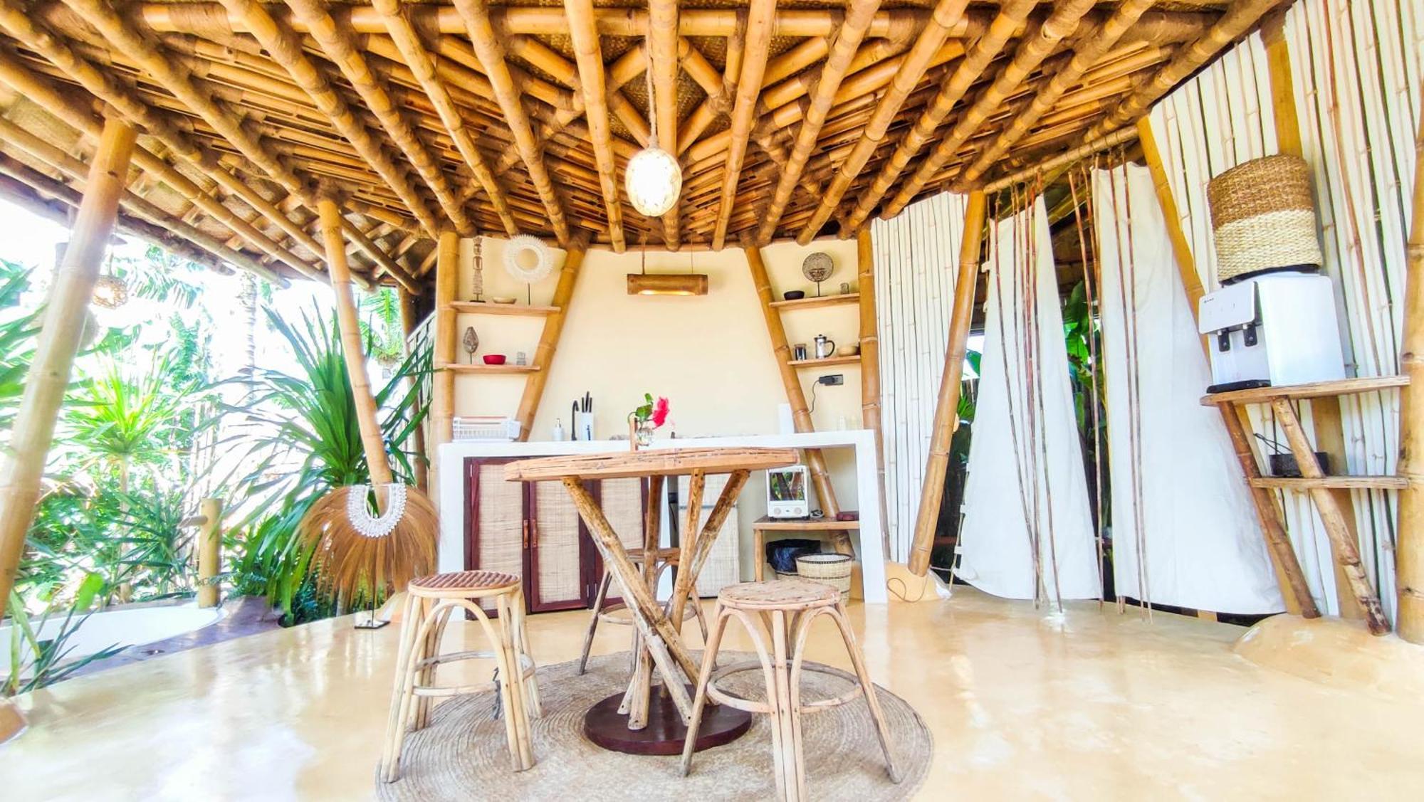 The Bamboo Houses - Tropical Garden & Empty Beach ゼネラル・ルナ エクステリア 写真
