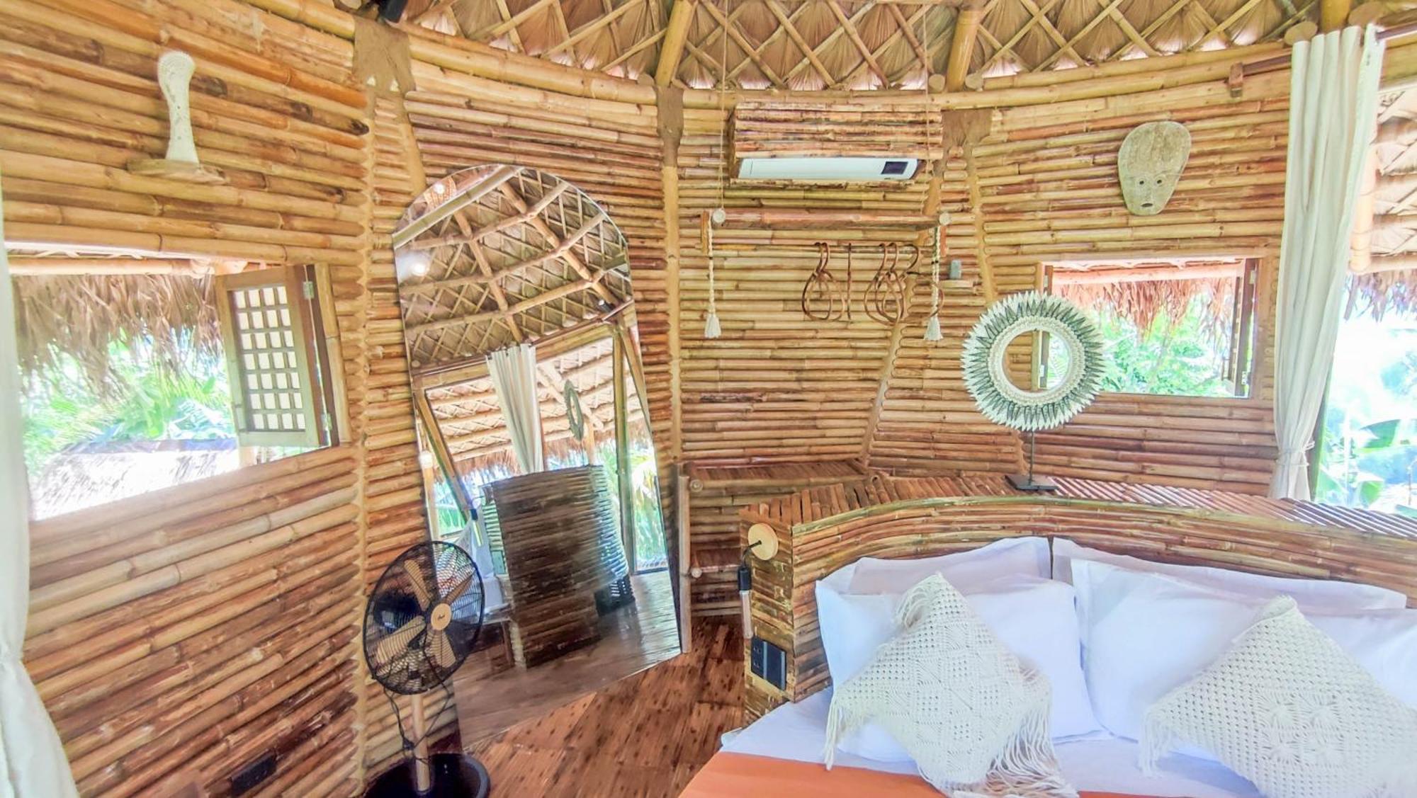 The Bamboo Houses - Tropical Garden & Empty Beach ゼネラル・ルナ エクステリア 写真