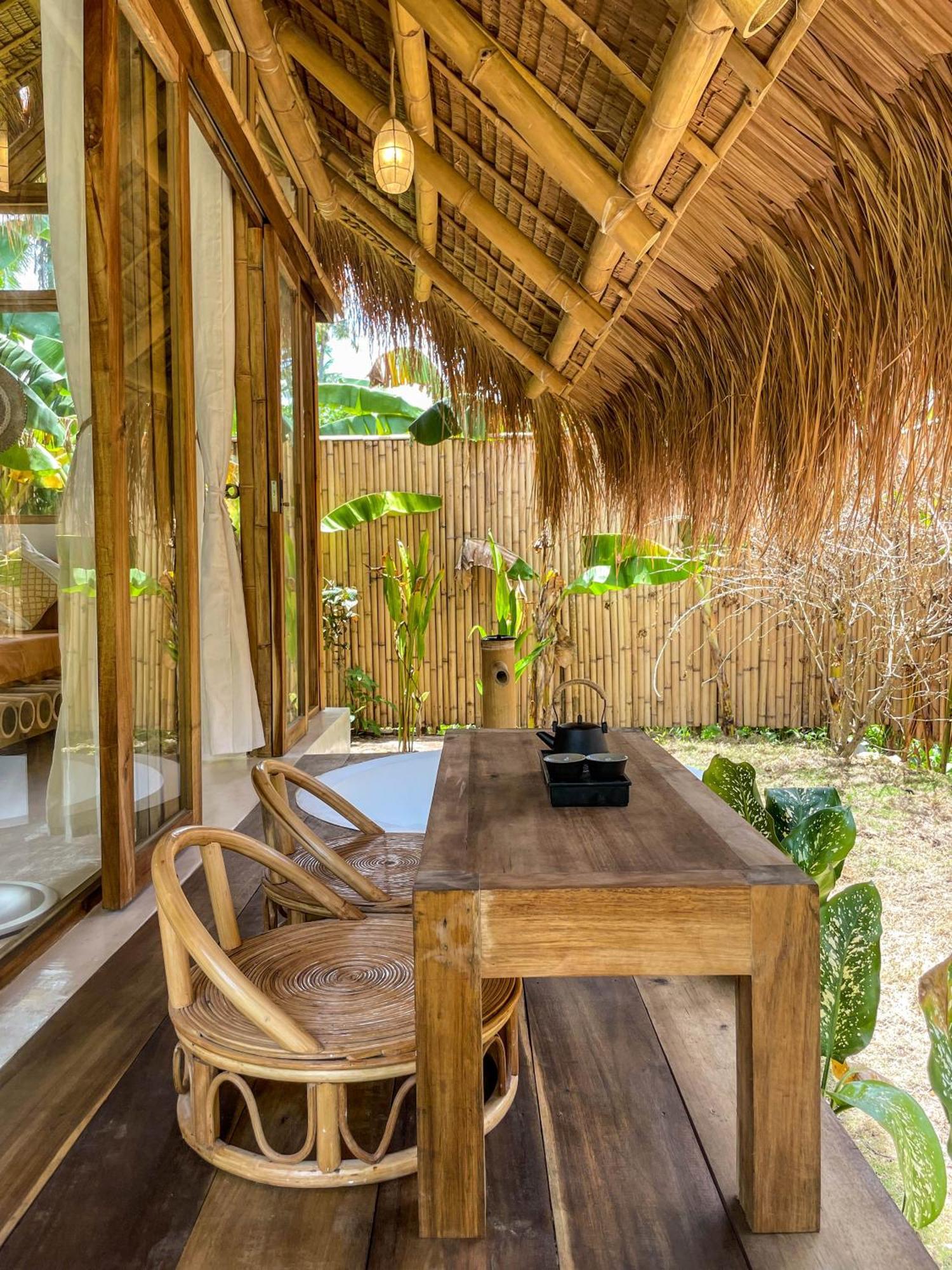The Bamboo Houses - Tropical Garden & Empty Beach ゼネラル・ルナ エクステリア 写真