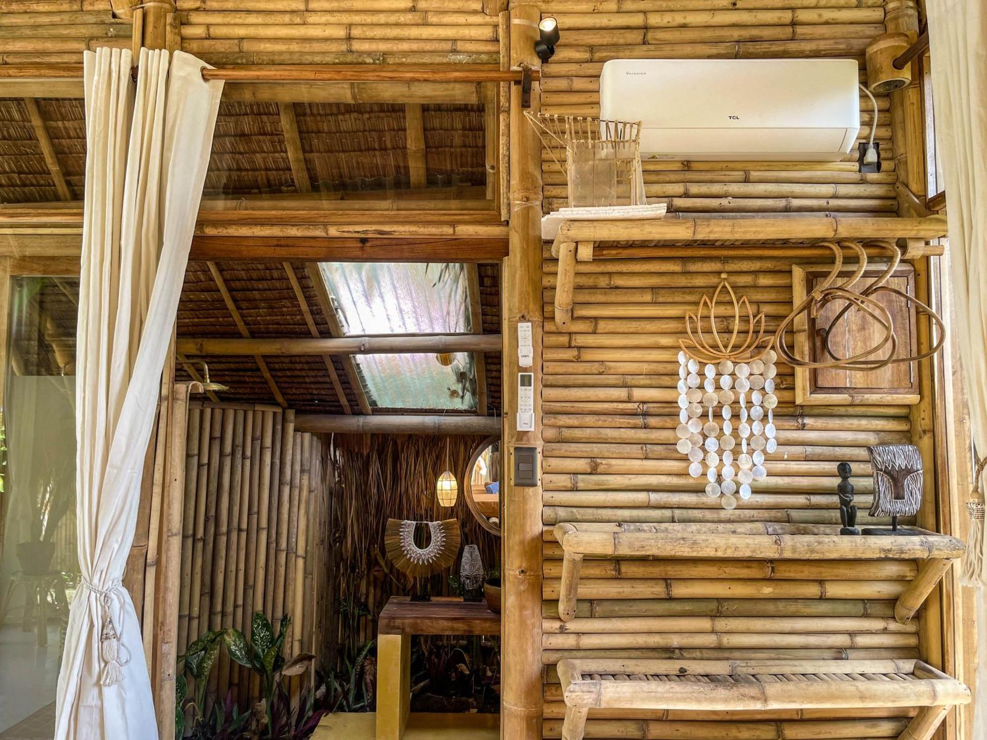 The Bamboo Houses - Tropical Garden & Empty Beach ゼネラル・ルナ エクステリア 写真