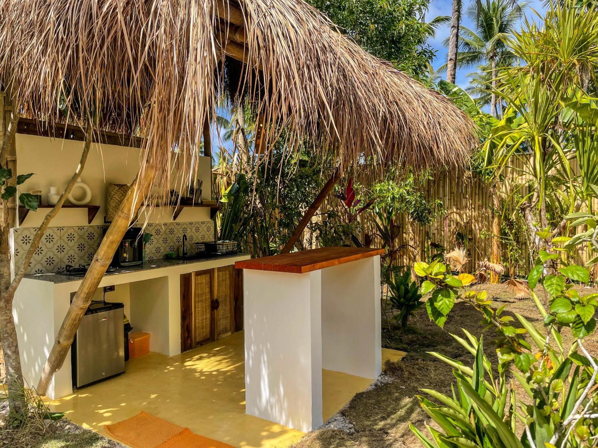 The Bamboo Houses - Tropical Garden & Empty Beach ゼネラル・ルナ エクステリア 写真